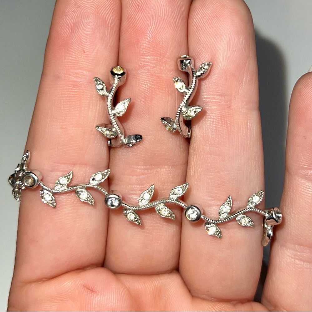 Nadri 'Nouveau Vine' Bracelet & Earring Set